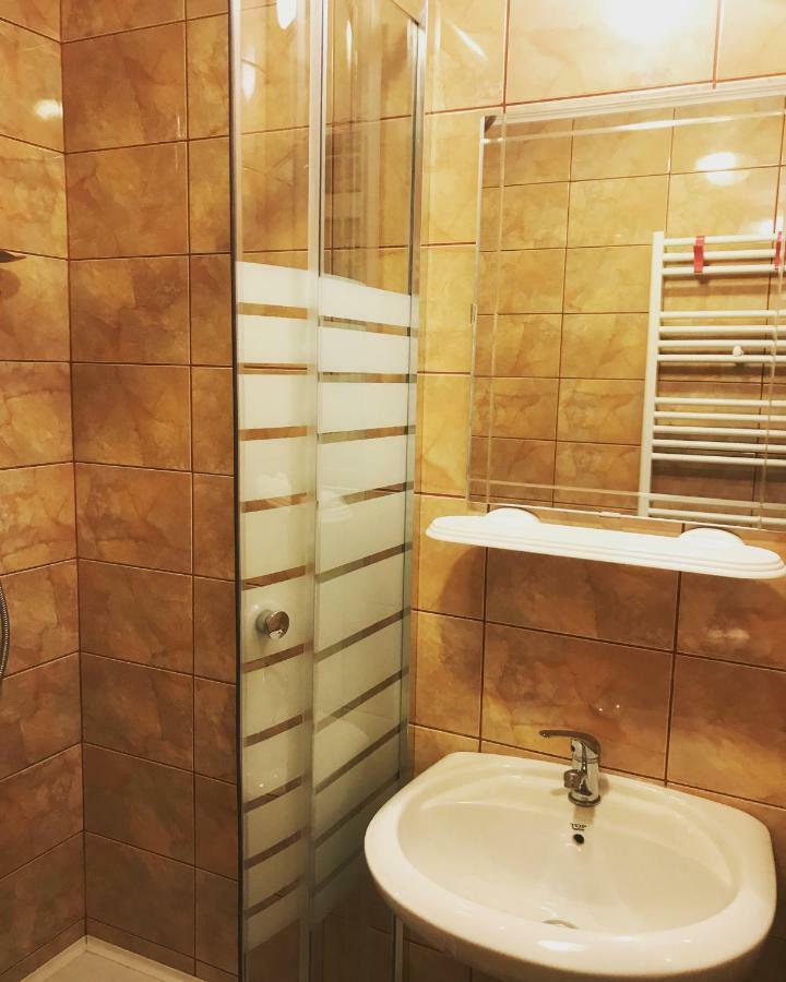 Casa Bucurr Hotel Afumaţi Eksteriør billede